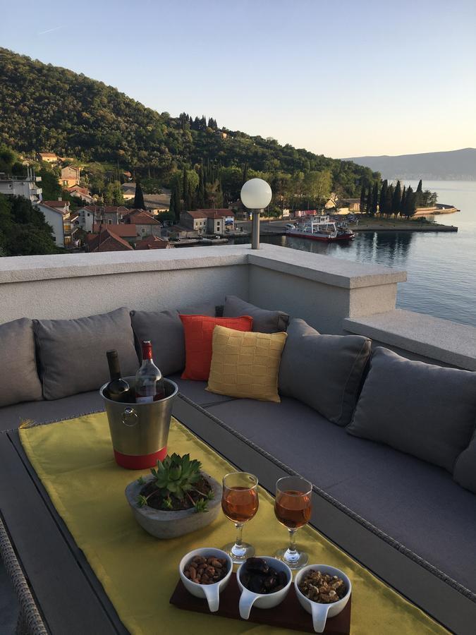 Tale House Montenegro Tivat Buitenkant foto