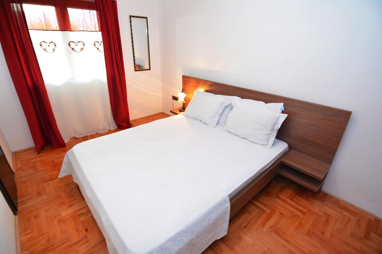 Tale House Montenegro Tivat Buitenkant foto