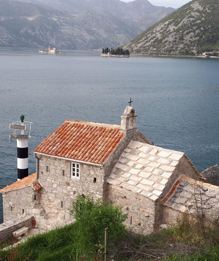 Tale House Montenegro Tivat Buitenkant foto
