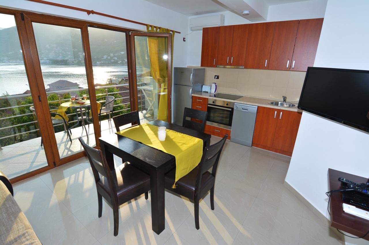 Tale House Montenegro Tivat Buitenkant foto