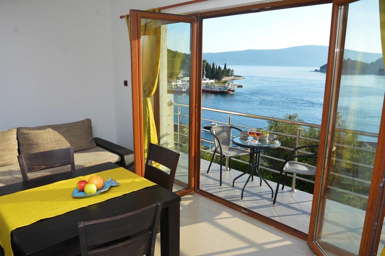 Tale House Montenegro Tivat Buitenkant foto