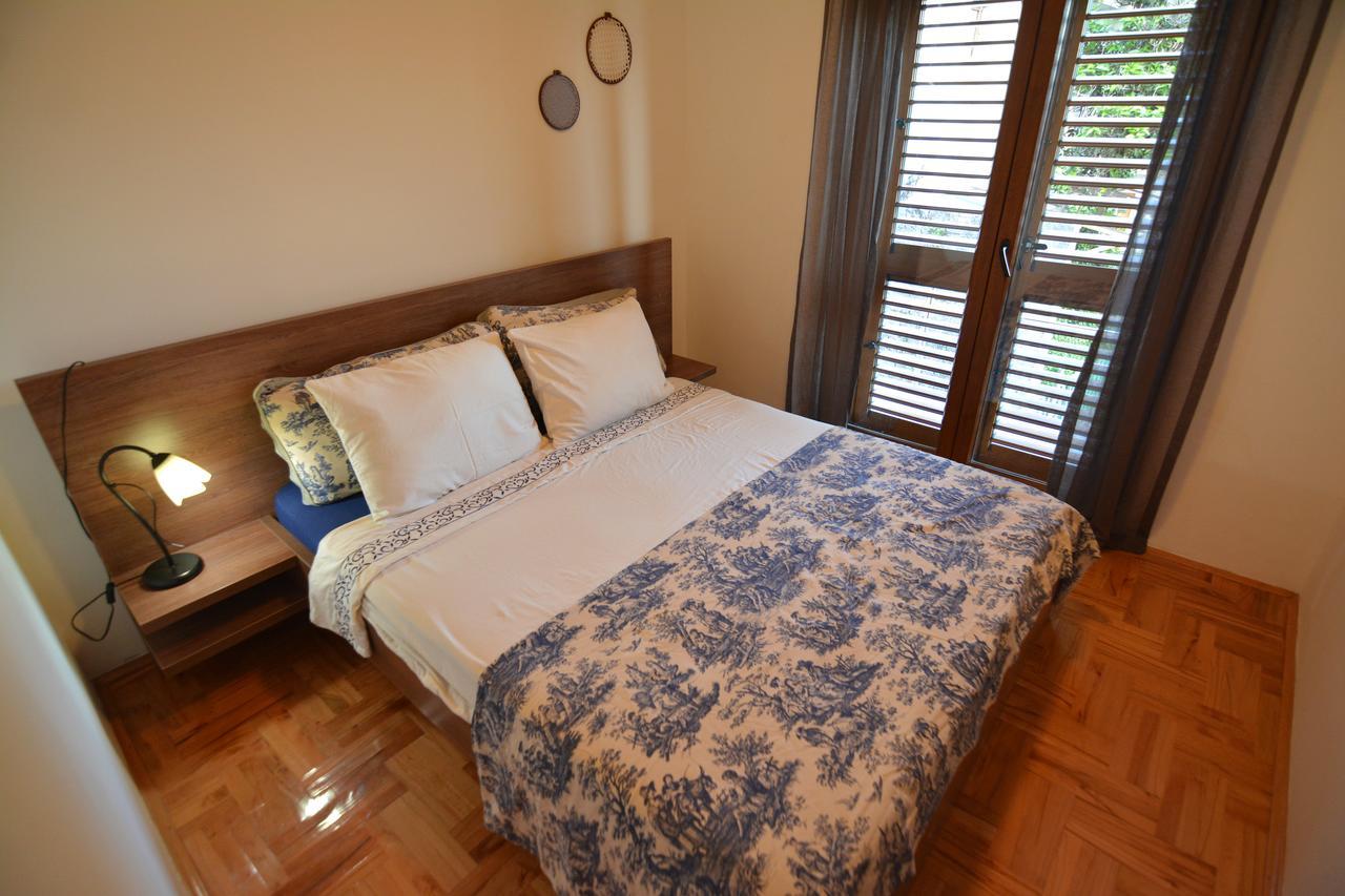Tale House Montenegro Tivat Buitenkant foto