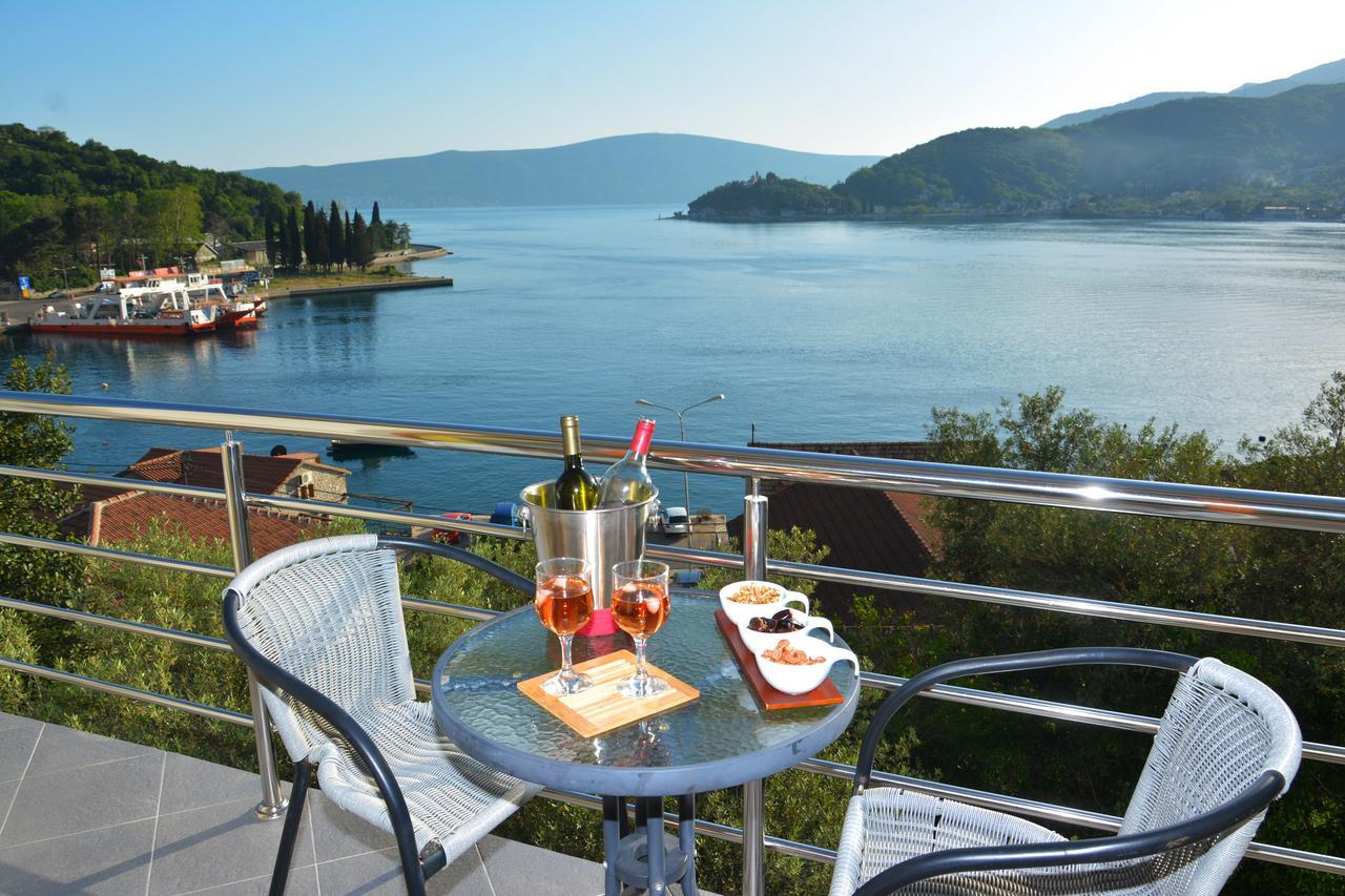Tale House Montenegro Tivat Buitenkant foto