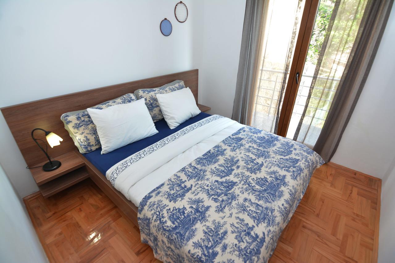Tale House Montenegro Tivat Buitenkant foto