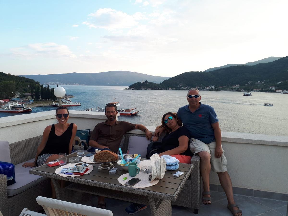 Tale House Montenegro Tivat Buitenkant foto